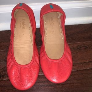 Bright Coral Tieks